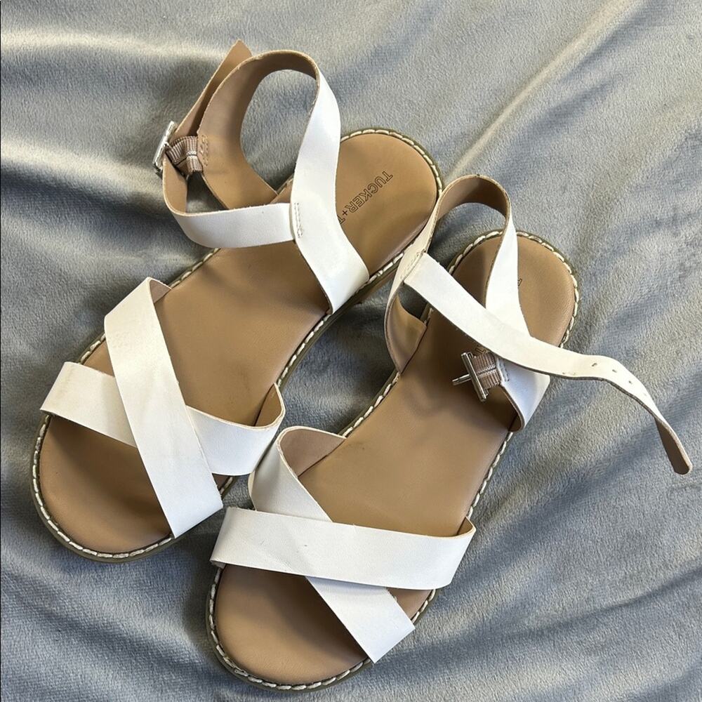 Tucker + Tate White Strappy Kids Sandals size 3